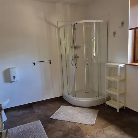 Mimosa Villa *