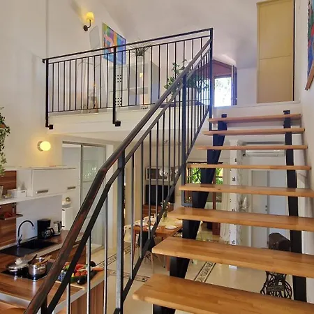 Villa Mimosa *