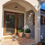 Mimosa Novigrad Istria
