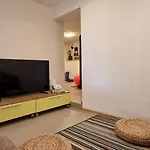 Mimosa Villa *